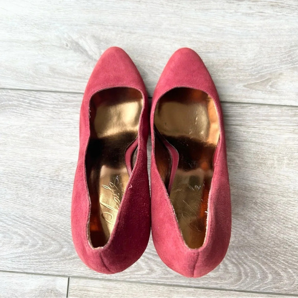 Charles David Burgundy Suede Leather  Pumps - Picture 11 of 15